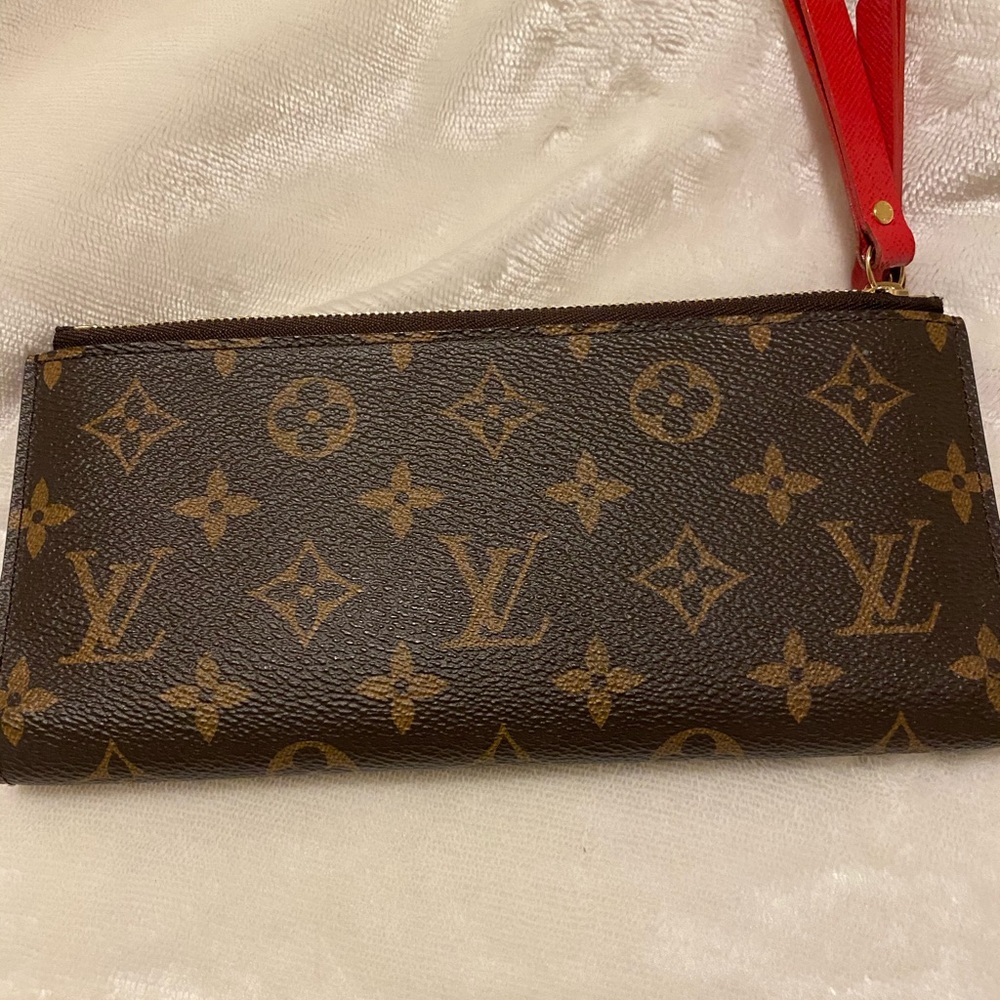 Louis Vuitton Adele wallet